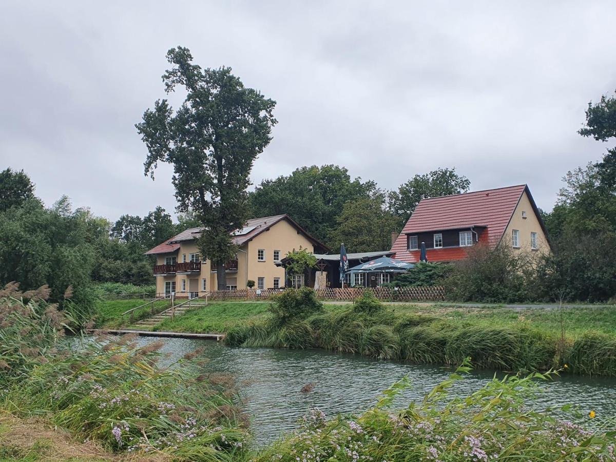 Gasthaus Bukoitza Radensdorf エクステリア 写真
