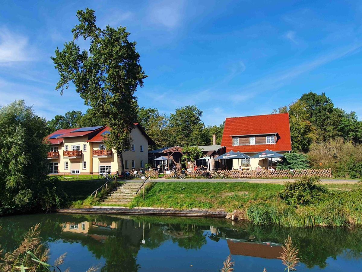 Gasthaus Bukoitza Radensdorf エクステリア 写真